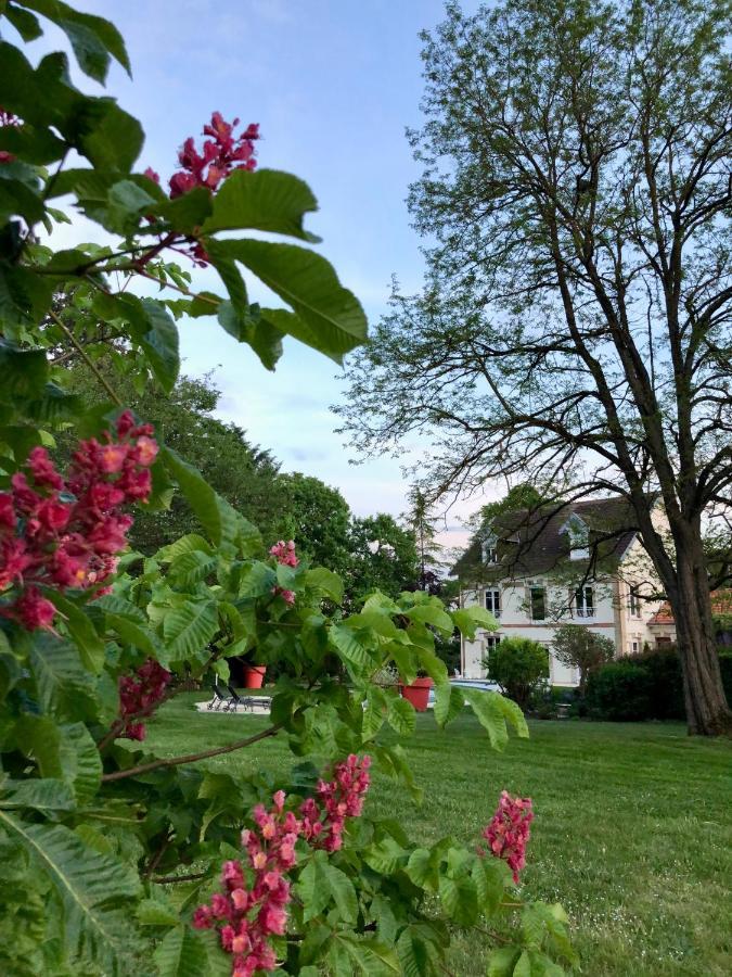 Le Jardin De Fresnes Bed & Breakfast Exterior photo